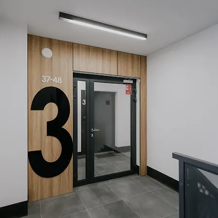 Nowy Zlocien Comfort By Bookinghost *