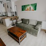 Nowy Zlocien Comfort By Bookinghost